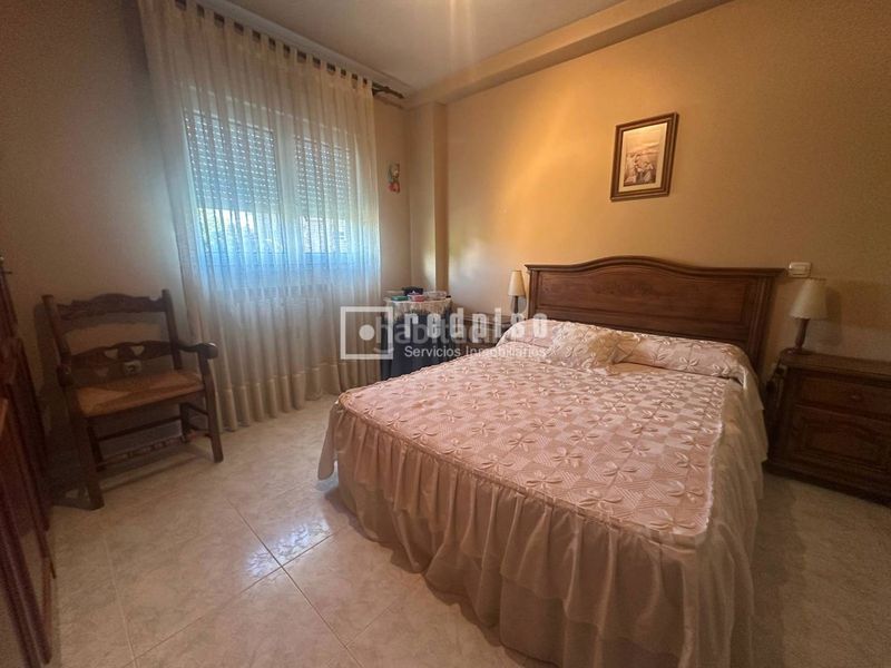 Foto 4a24e53e-b3b3-4b36-b14a-3e4dcb61a0fd. Chalet en Bulevar-Plaza Castilla Azuqueca de Henares