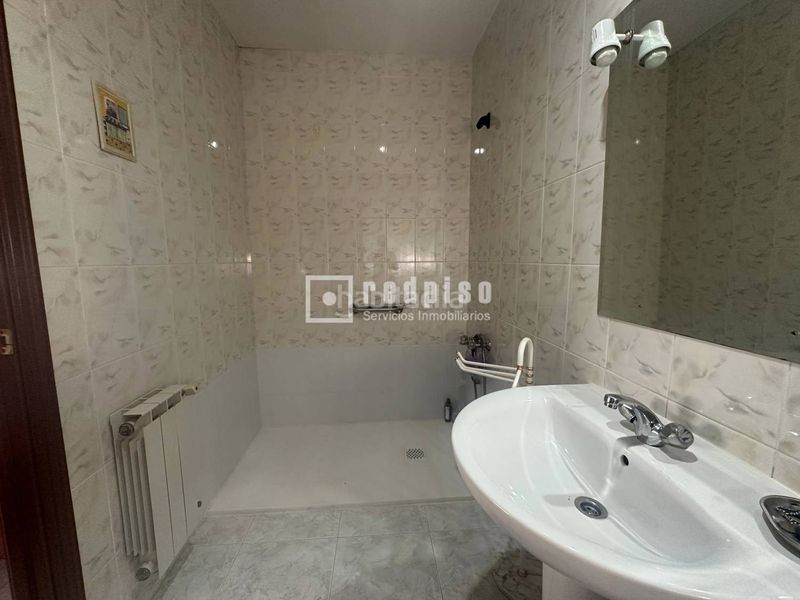 Foto 4bde4520-9f3a-424c-8afe-d249c4a4ad89. Chalet en Bulevar-Plaza Castilla Azuqueca de Henares