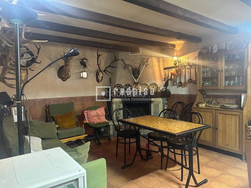 Foto 8dc06634-3b01-475a-b459-820c2be3ba9a. Chalet en Bulevar-Plaza Castilla Azuqueca de Henares