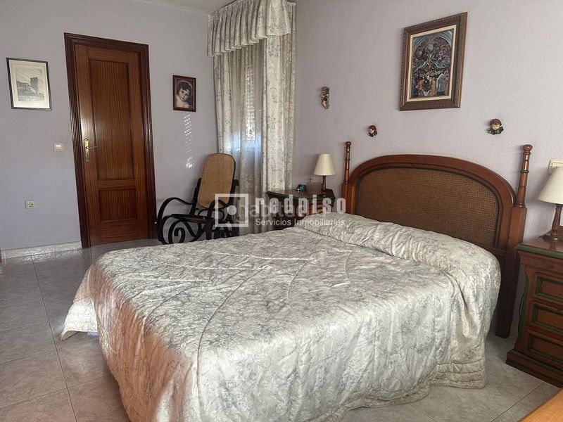 Foto 9cdfb92d-2c2a-49c4-8c93-4dc0a454df2a. Chalet en Bulevar-Plaza Castilla Azuqueca de Henares