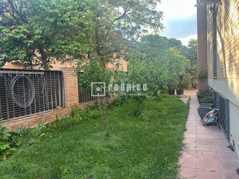 Foto dbcaba4a-d5d7-4a4a-a66a-c251bf5f6db4. Chalet en Bulevar-Plaza Castilla Azuqueca de Henares