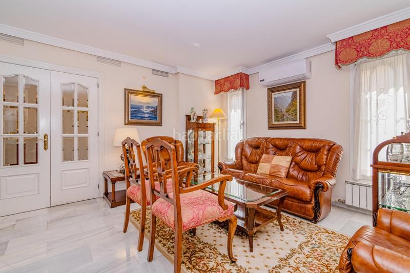 Foto 128dd937-b082-476c-8f69-e0d1813ec240. Maison avec chauffage parking piscine dans Castaño - Mirasierra Granada