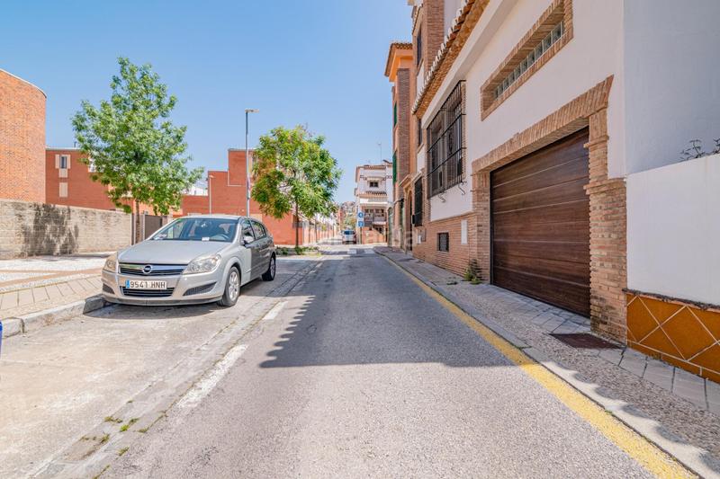 Foto 380cf415-e88c-43a2-8cc8-475697d644fe. Maison avec chauffage parking piscine dans Castaño - Mirasierra Granada