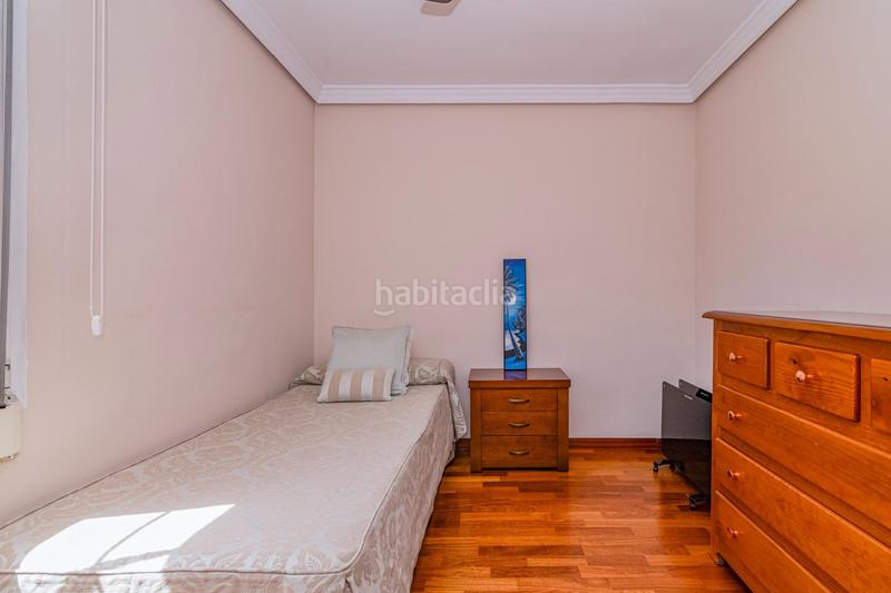 Foto 7b9bdf00-9d61-47b2-a9c0-7fc8383fd8ec. Maison avec chauffage parking piscine dans Castaño - Mirasierra Granada