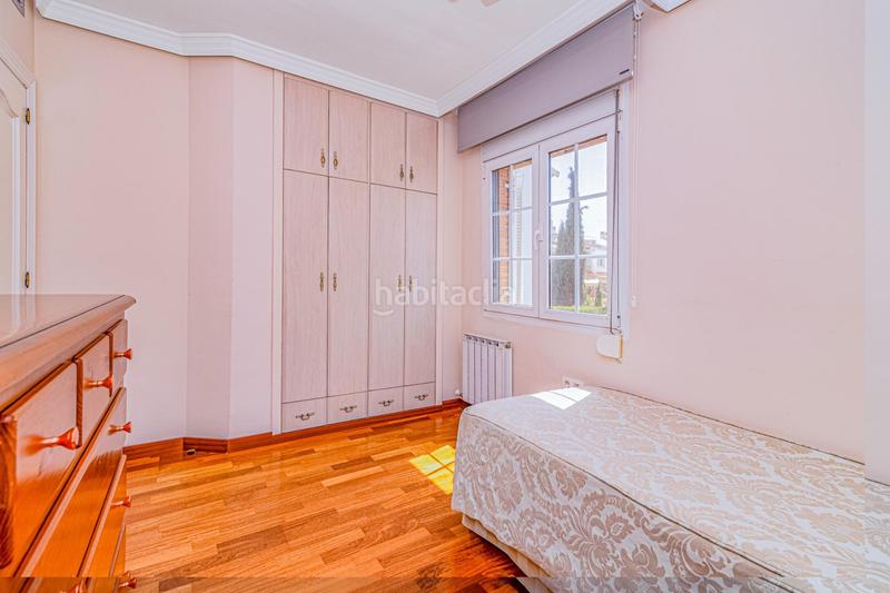 Foto aee5aeb3-e9a5-48e8-b8dd-bf61d975f89e. Maison avec chauffage parking piscine dans Castaño - Mirasierra Granada