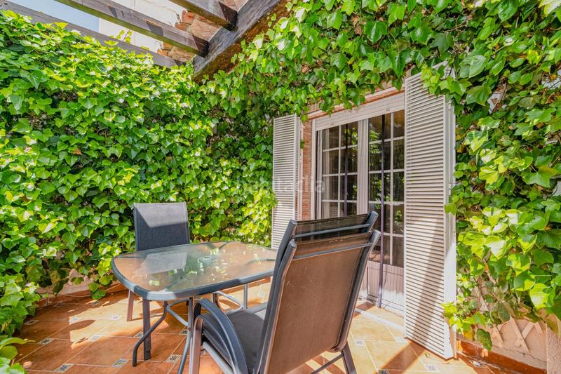 Foto c32003ff-be1e-427c-b04f-7e475117fad9. Maison avec chauffage parking piscine dans Castaño - Mirasierra Granada