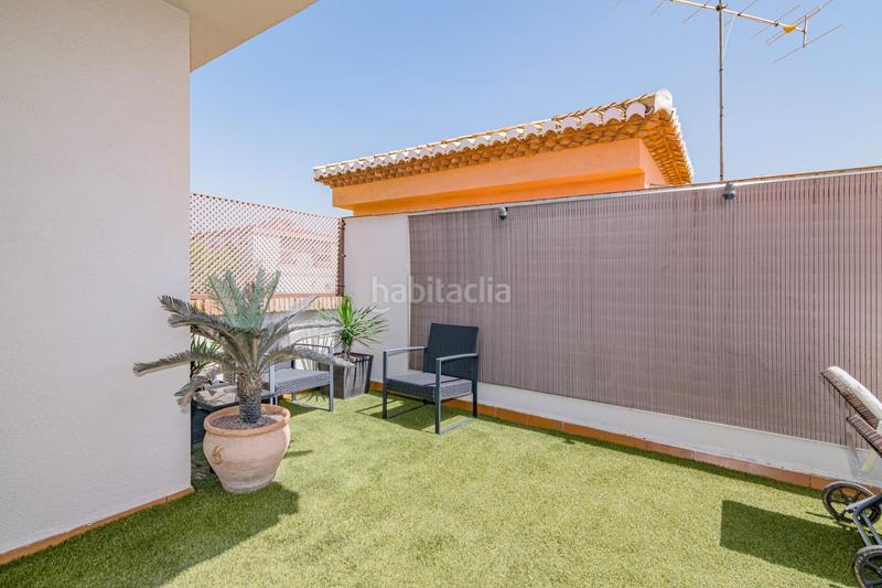 Foto c6bbf566-6d94-4864-beb7-8cbe49e8662d. Maison avec chauffage parking piscine dans Castaño - Mirasierra Granada