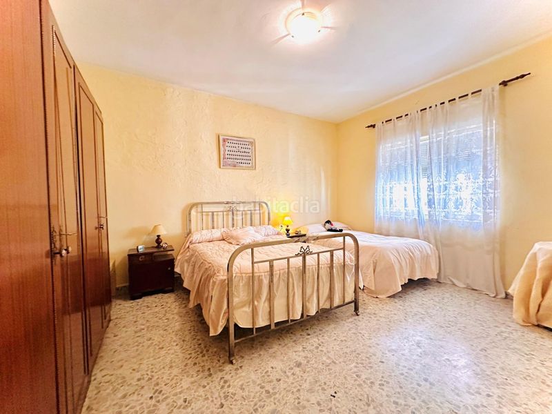 Foto 4b0d46bf-c431-4cce-9219-6cc12eee6bab. Casa amb aparcament a Parque de San Roque Churriana de la Vega