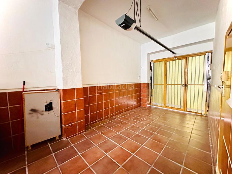 Foto db2f2039-9a6f-4789-a386-78d6ddc638b3. Casa amb aparcament a Parque de San Roque Churriana de la Vega