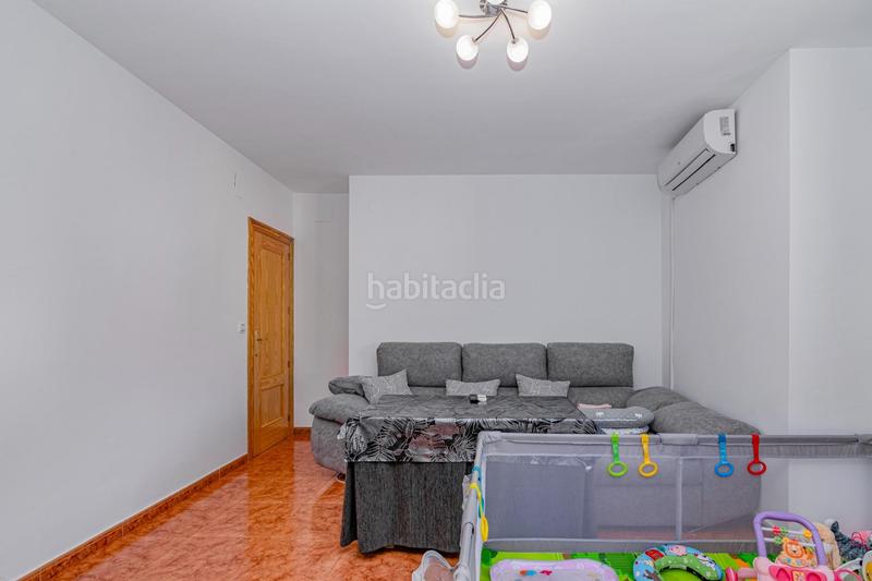 Foto abb925b3-d2d3-4c18-af1f-a594e07cc435. Pis amb aparcament a San Francisco - El Chorrillo Gabias (Las)