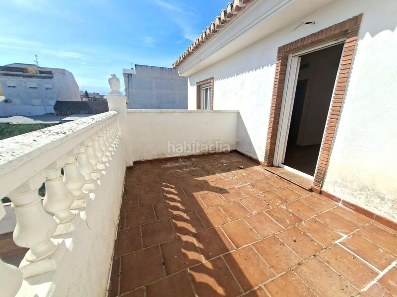 Foto 06e0c4e5-82d4-4799-a80a-1e86e79e0872. Casa aparellada amb aparcament a Híjar Gabias (Las)