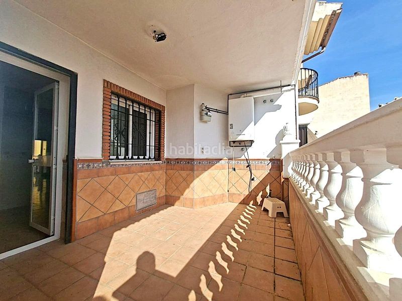 Foto 79e79787-842f-4988-bfbc-3b90585050c1. Casa aparellada amb aparcament a Híjar Gabias (Las)