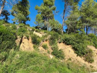 Wohngrundstück  De rené cassin. Gran terreno en les martines