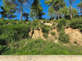 Wohngrundstück  De rené cassin. Gran terreno en les martines