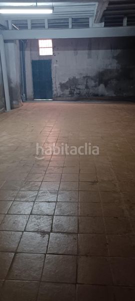 Foto c75ff65e-ac7b-40a1-b8c7-118eb1e3ec3d. Local comercial a Ca n'Aurell Terrassa