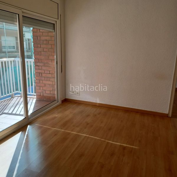 Foto 3d3933b5-6a84-4ce9-8639-d56e255a5c3a. Pis a San Pere Terrassa
