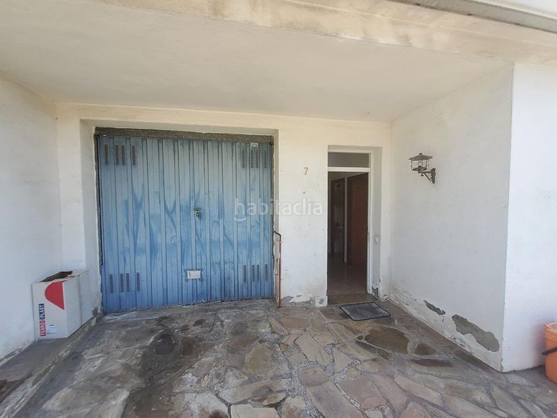 Foto 546ee4fe-3fe5-452b-9959-848f0682fe95. Casa aparellada amb aparcament a Collbató