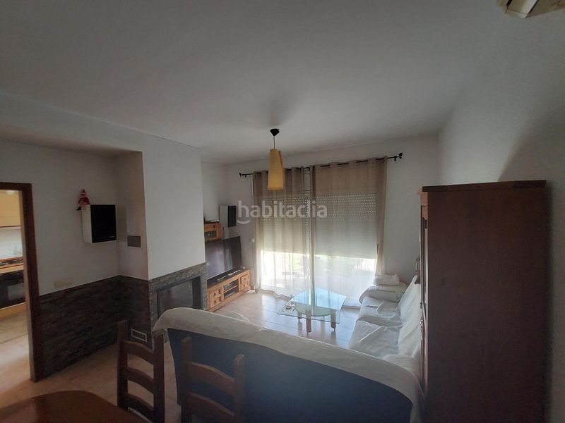 Foto d0ead9a8-e95f-4c2a-aadd-9a29d1ec6f8a. Casa aparellada amb aparcament a Collbató