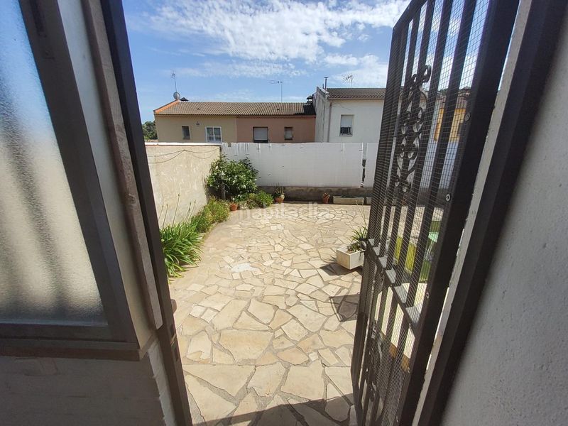 Foto e9877a68-dd37-4c16-93a2-a3d2300f8d6c. Casa aparellada amb aparcament a Collbató