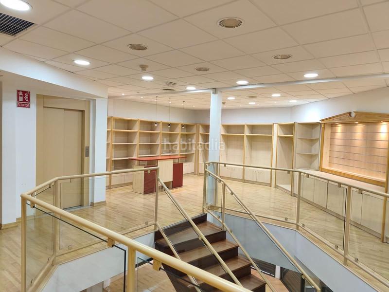 Foto 4ea0d0e9-ff7e-46d5-a1d3-68b3911b6394. Alquiler local comercial espectacular local comercial en la zona de gripia en Terrassa