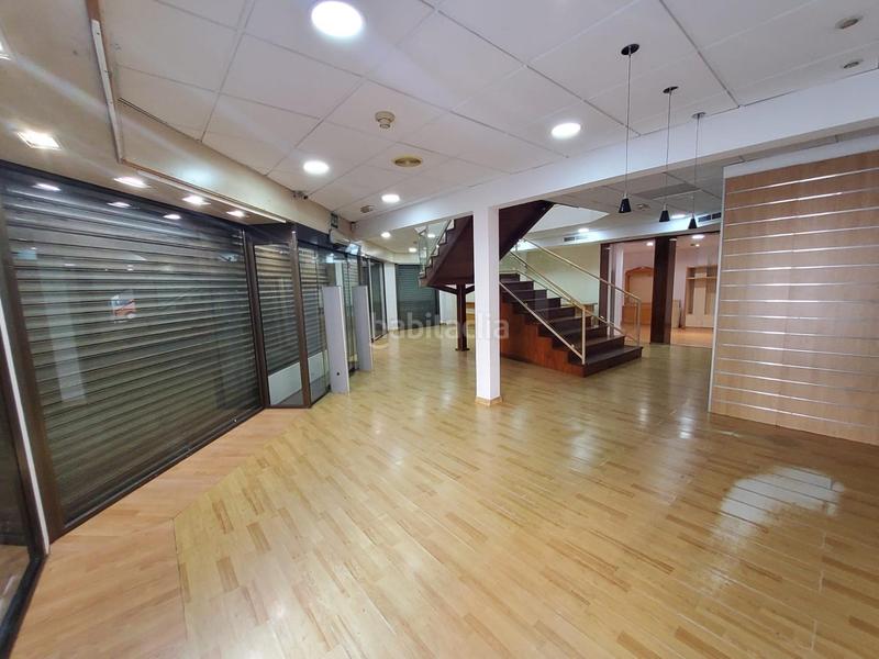 Foto f7a41748-fcd1-4aa1-80d1-18f04b34e701. Alquiler local comercial espectacular local comercial en la zona de gripia en Terrassa