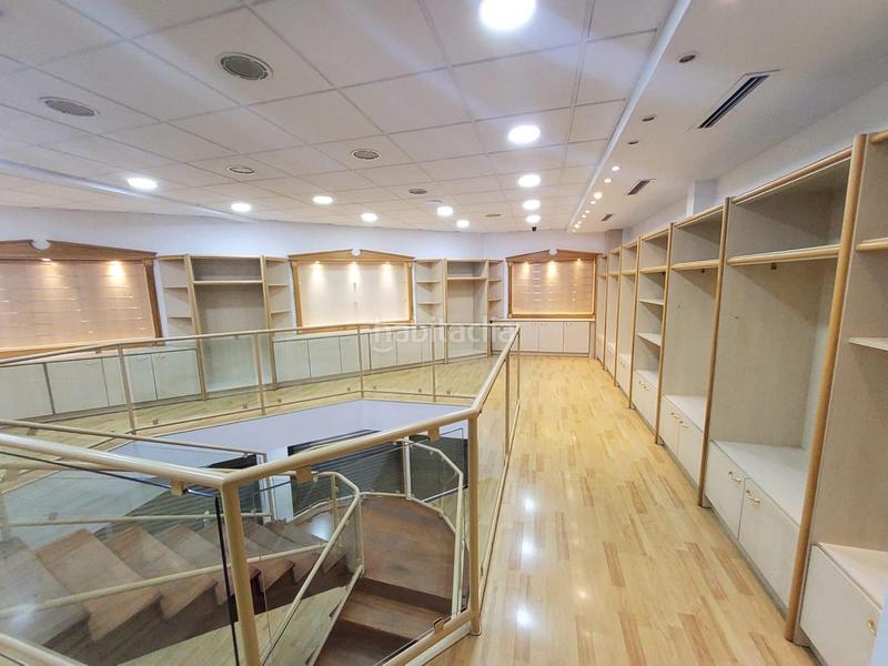 Foto 010770a2-71a4-4d87-9c4d-7075233582a0. Lloguer local comercial a Les Arenes - La Grípia - Can Montllor Terrassa