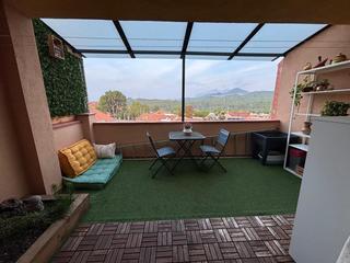 Chalet dans Viladecavalls. Chalet independiente con chimenea, cocina equipada y vistas en u