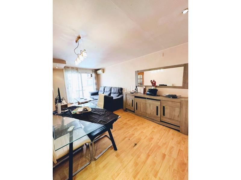 Foto d31e1c9d-f566-4961-94aa-5f951969acaf. Pis amb calefacció a Centre-Cordelles Cerdanyola del Vallès