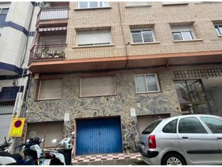 Locale commerciale in Progrés