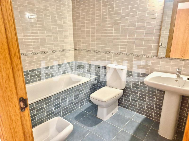 Foto 09e56779-b894-4fe6-9fa6-c9dc6caa699b. Miete etagenwohnung in Aiora Valencia