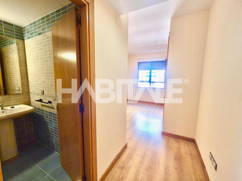 Foto 839f99f5-763e-44f0-94ff-85a0f0ee2bf7. Rent flat in Aiora Valencia