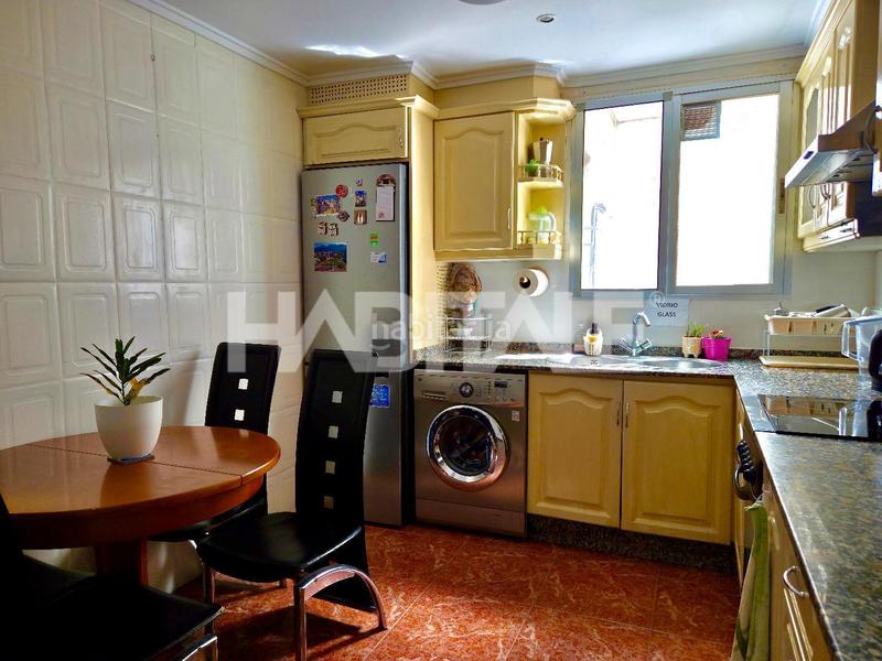 Foto 3f304170-cd6f-4ff5-8ff4-d3f32bde83ec. Appartement dans Aiora Valencia