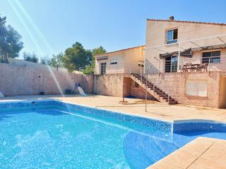 Maison à Turís. Habitale presenta este espectacular chalet independiente en la p