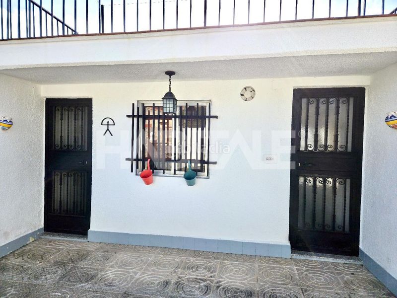 Foto 67b1ba9c-08d6-41dd-955e-c18b450bd629. Casa amb piscina a Alborache