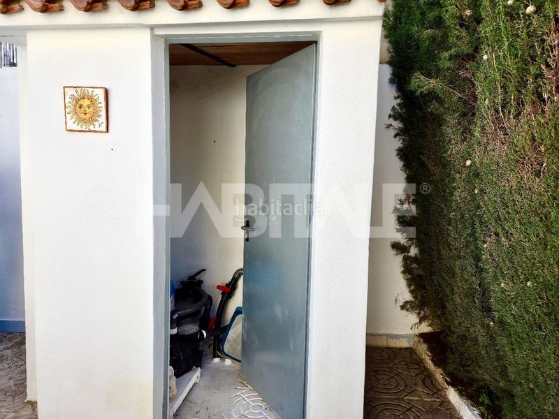 Foto 6d565adb-da15-4463-a8cd-bf4a429cdfb0. Casa amb piscina a Alborache