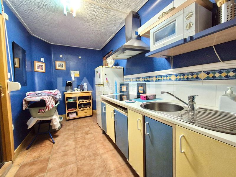 Foto 3a46a45c-baa6-4dbc-bb3e-8e94590287e5. Casa amb piscina a Alborache