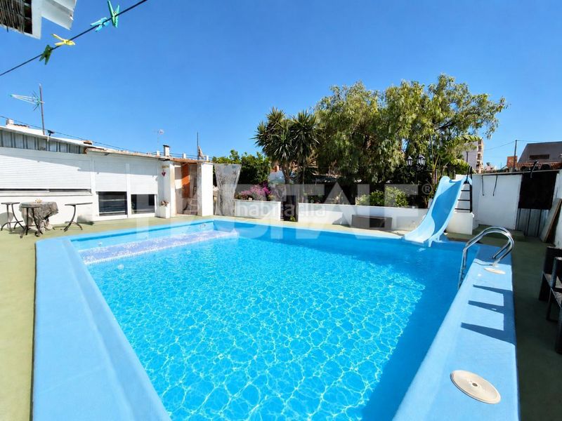 Foto 78306f0d-7df4-41b7-9b65-21da3db888ed. Casa amb piscina a Alborache