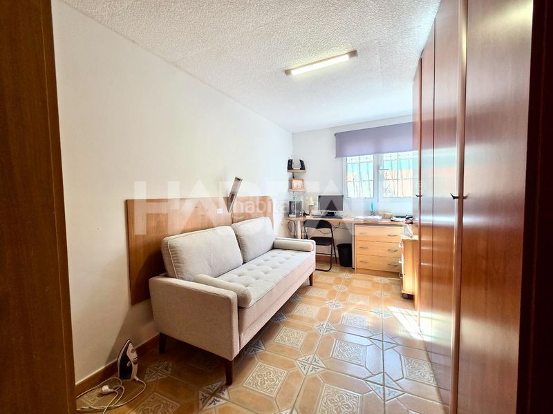 Foto 7d624a46-a889-4ae5-856f-59a07a0b9209. Casa amb piscina a Alborache