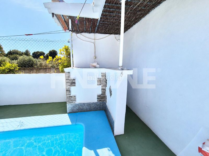 Foto 848c06d7-fcf4-4638-b359-61727d45415e. Casa amb piscina a Alborache