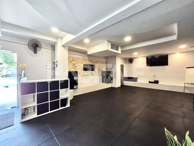 Foto 554e5f7e-ab40-4d11-80c7-39a467ed1290. Local comercial a Aiora Valencia