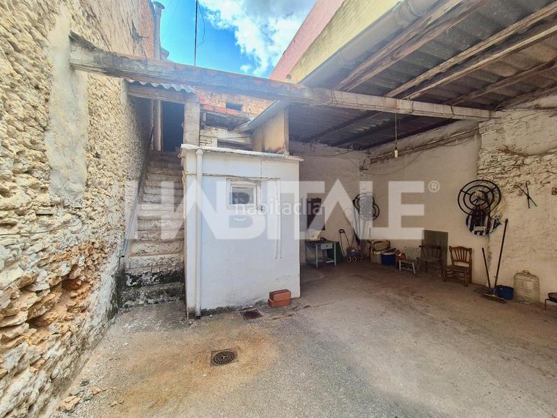 Foto dfae309a-60db-4a20-a7fe-fd4ae8b0d372. Casa aparellada a Alberic