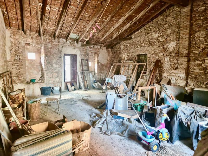 Foto eec07c78-e556-4d7f-961b-9a9fce51b48f. Casa aparellada a Alberic