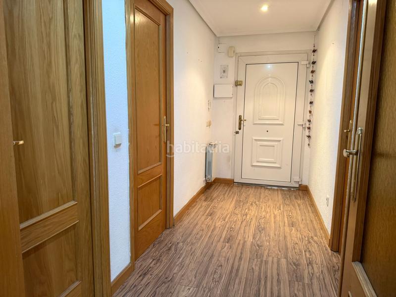 Foto 2debd382-4a20-46e9-ab79-974477d31216. Chalet mit kamin heizung parking pool in Ensanche Alcalá de Henares