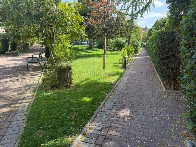 Foto 389c07bf-402a-4929-a8b4-e36c6effa4f5. Chalet mit kamin heizung parking pool in Ensanche Alcalá de Henares