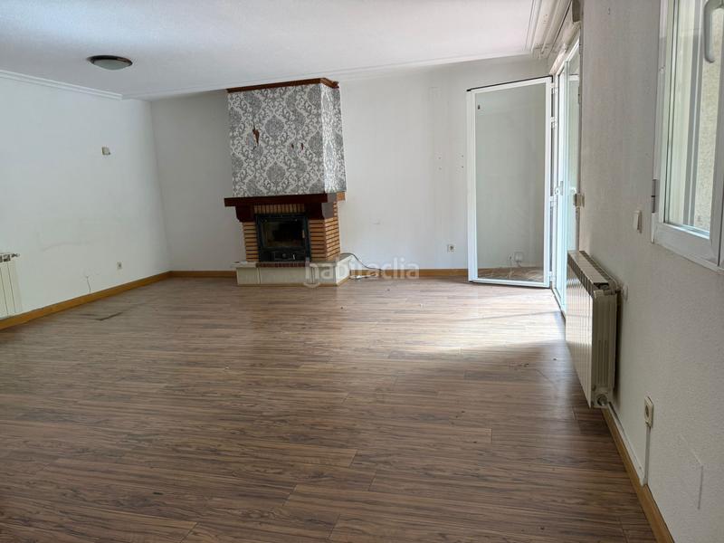 Foto 4539d3ae-7bec-4bfe-b952-2730090b2add. Chalet mit kamin heizung parking pool in Ensanche Alcalá de Henares