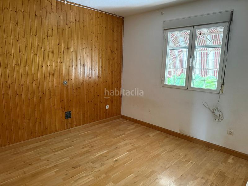 Foto aa8bbf52-3c04-4f38-be30-c7fd72856156. Chalet mit kamin heizung parking pool in Ensanche Alcalá de Henares