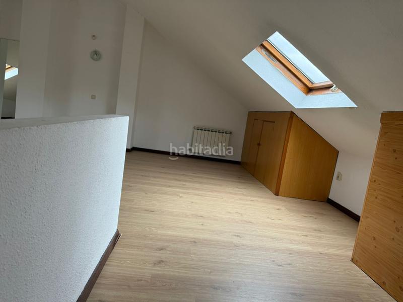 Foto ac4d1cc6-4b9e-4f41-bb8e-81b69fba4bbc. Chalet mit kamin heizung parking pool in Ensanche Alcalá de Henares