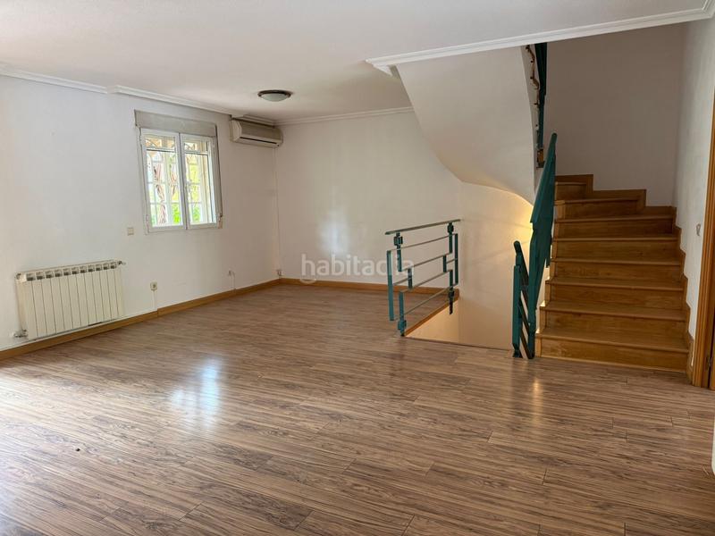 Foto d2b94613-977f-4076-9486-4b26aba5a53f. Chalet mit kamin heizung parking pool in Ensanche Alcalá de Henares