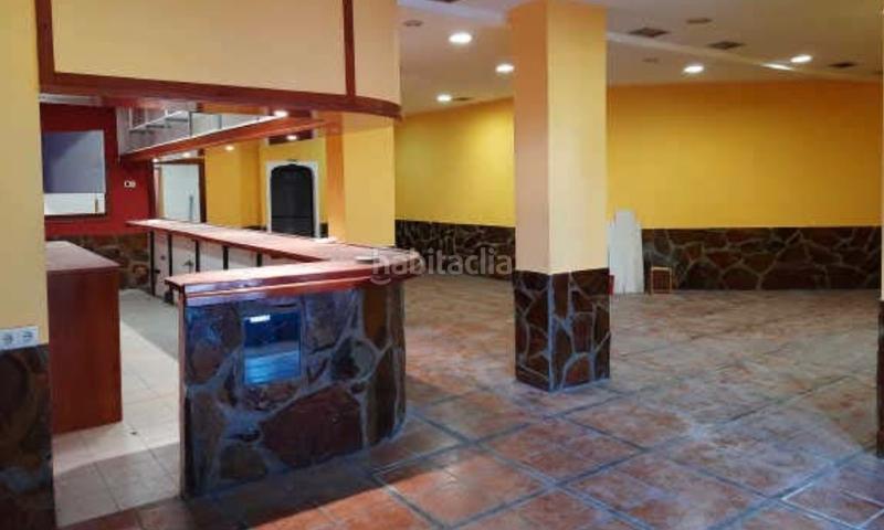 Foto 104edce8-09c7-4e88-8f0a-f88c154c0451. Local comercial local y plaza de garaje en Porriño (O)