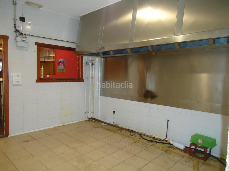 Foto 6c54ed23-64b2-4ab8-8dc4-f3d783638eca. Local comercial local y plaza de garaje en Porriño (O)